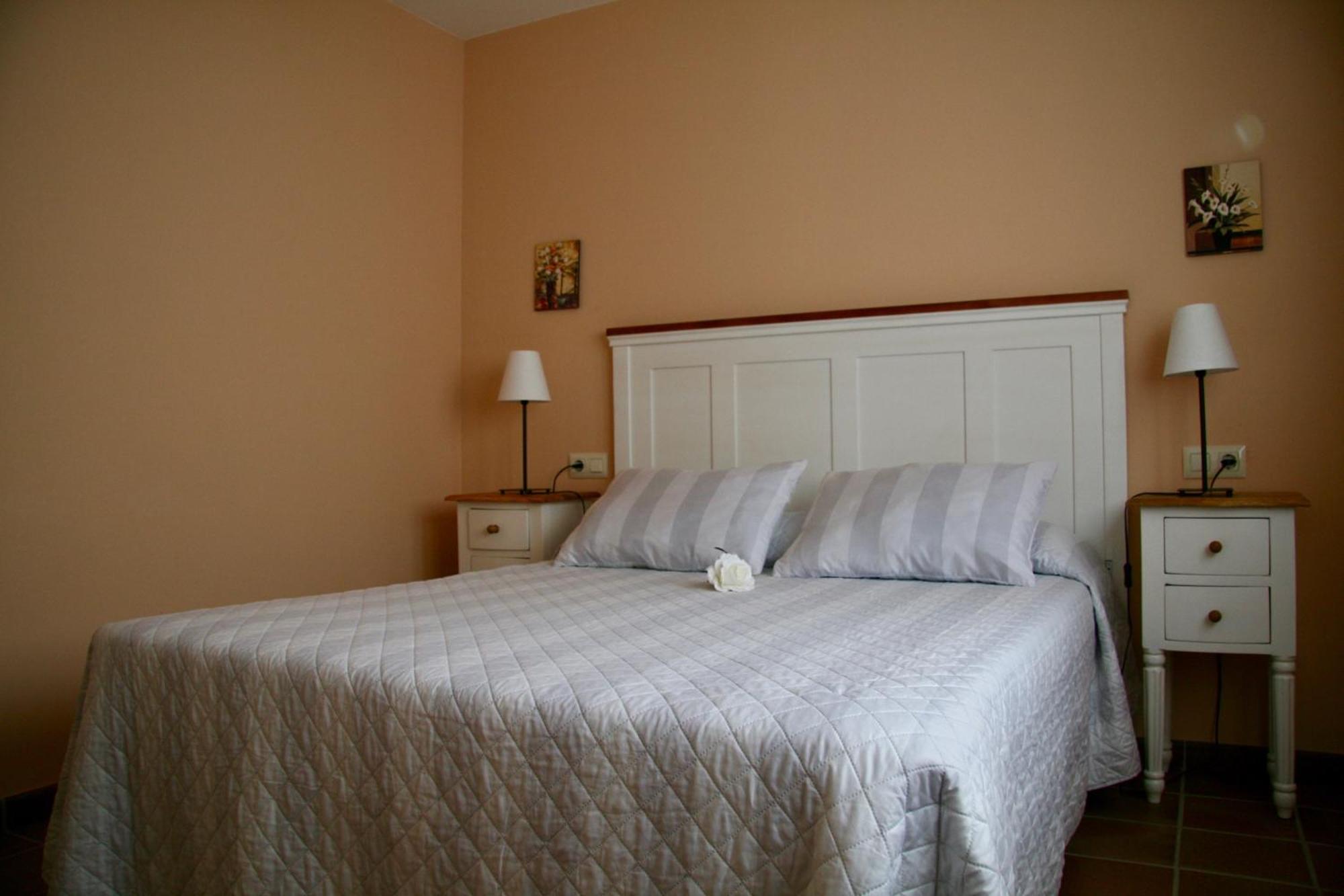Rurales La Bardenilla Apartment