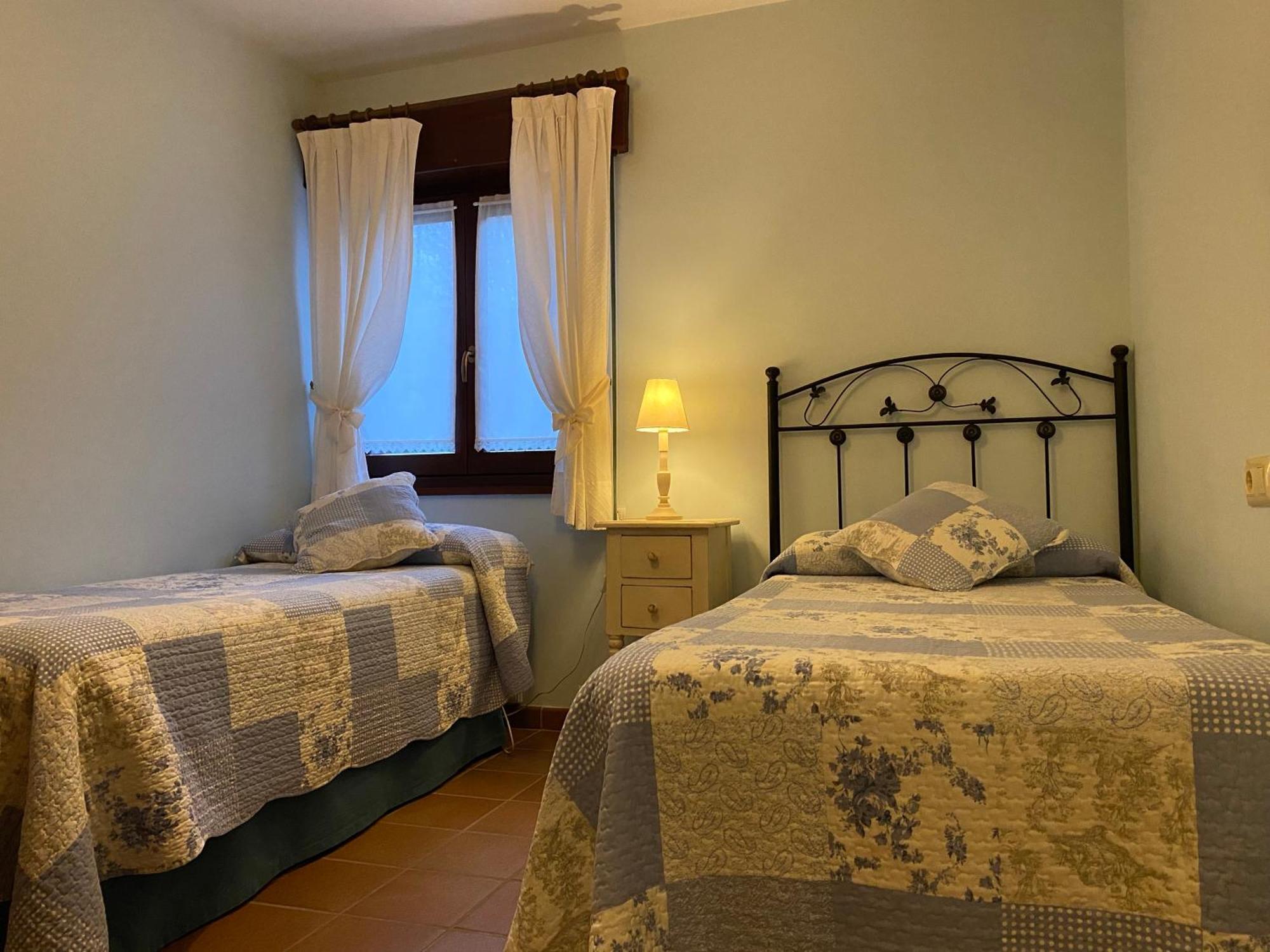 Rurales La Bardenilla Apartment *